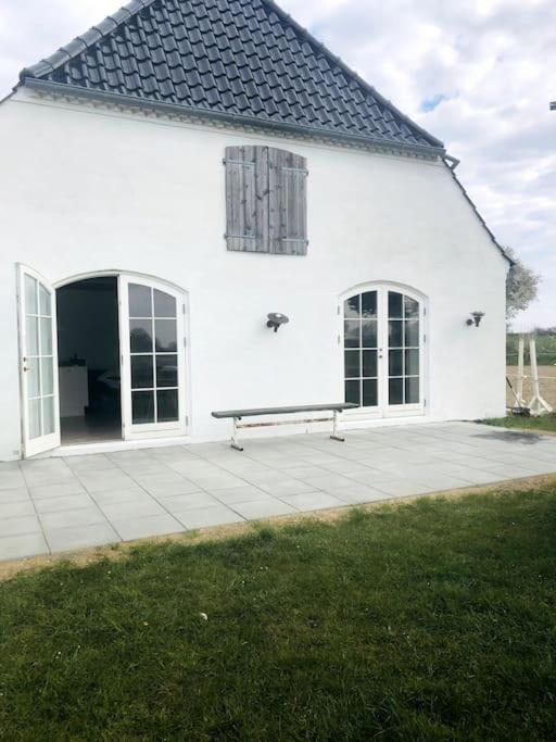 Vester-Skerninge Ronnekaer Bed & Breakfast エクステリア 写真